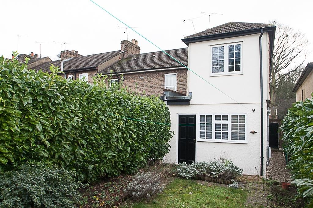 Crescent Road, Brentwood Keith Ashton